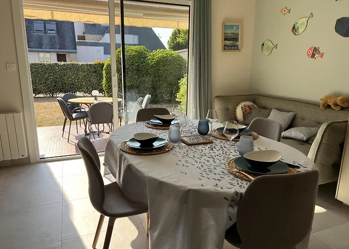 Triplex A 200M De La Plage - O Delices Marins